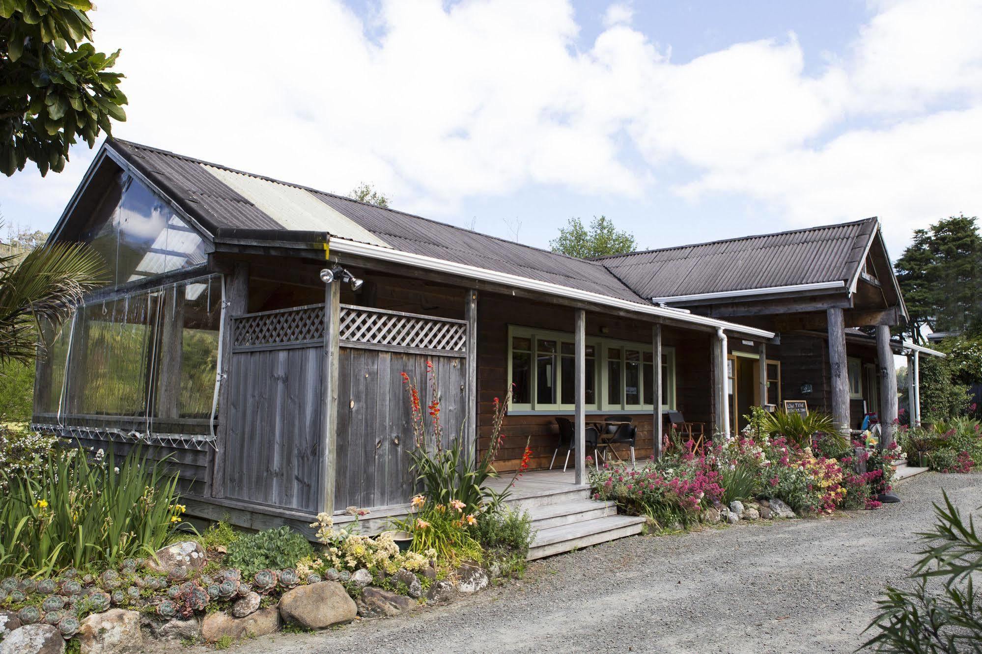 The Church Accommodation Hahei Exterior foto