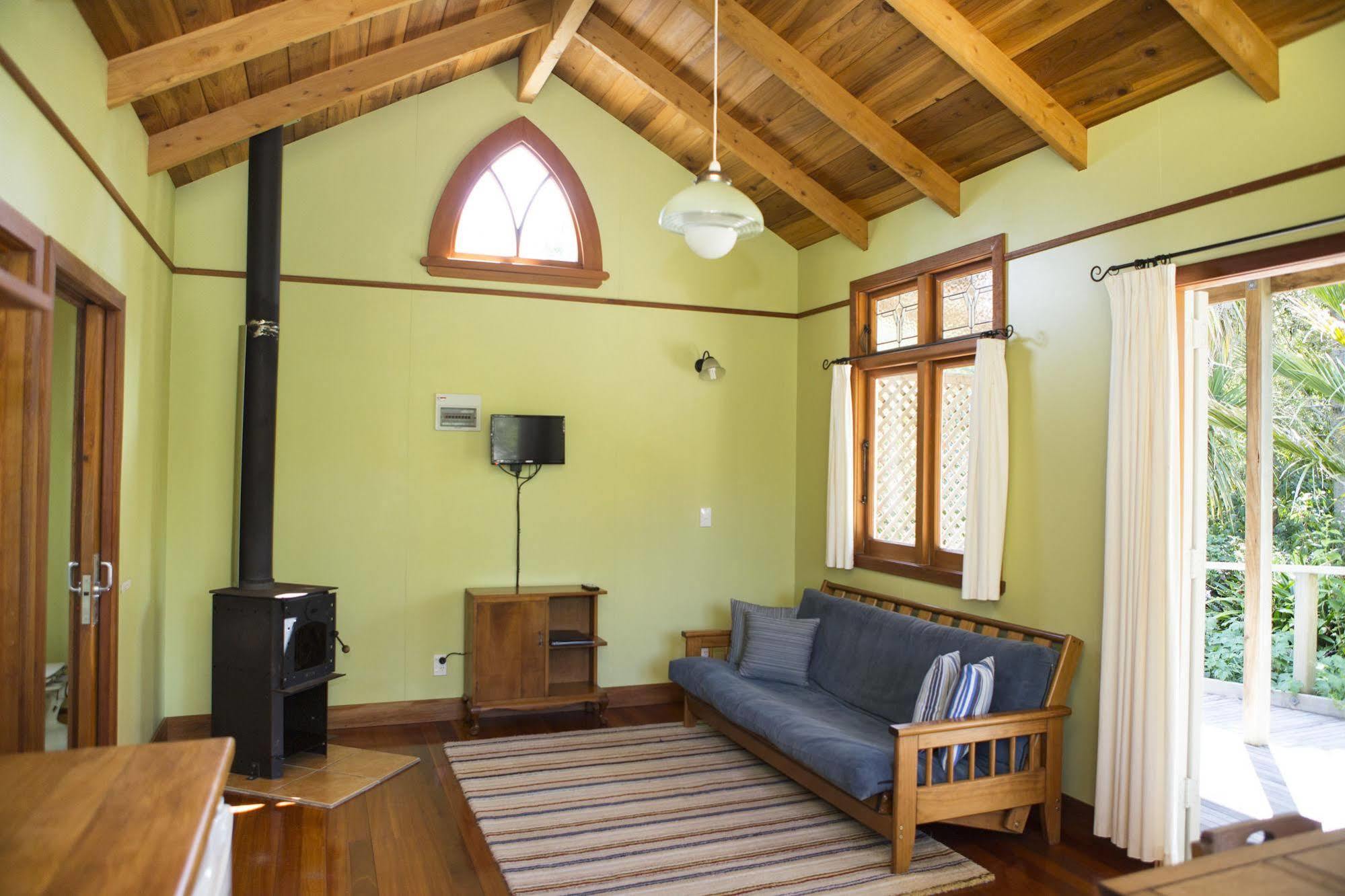 The Church Accommodation Hahei Exterior foto